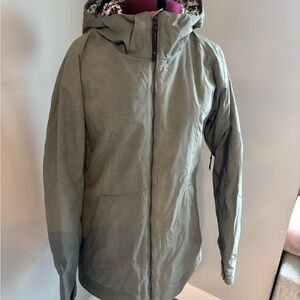 Burton Women's Ski Jacket in Gray